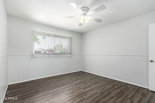 Building Photo - 4404 S McAllister Ave