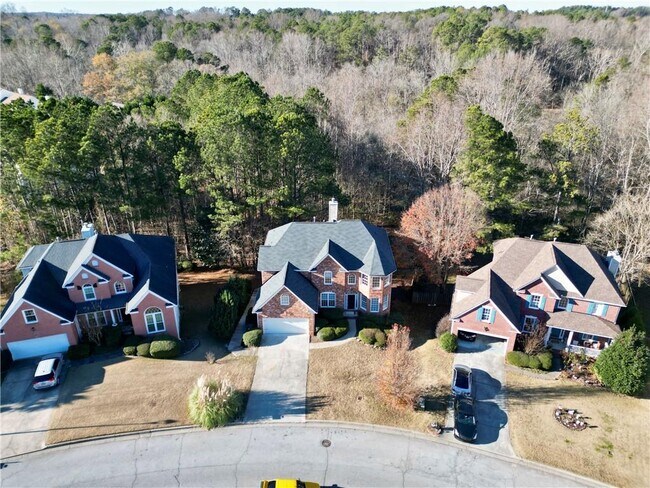 Building Photo - 137 Towne Park Dr