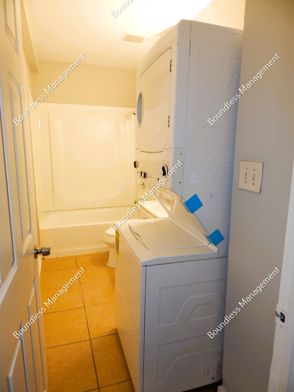Building Photo - 2284 Alvin Dr NW