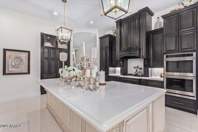 Building Photo - 2061 E Prescott Pl