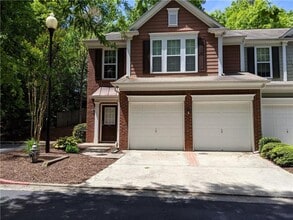 Building Photo - 310 Finchley Dr