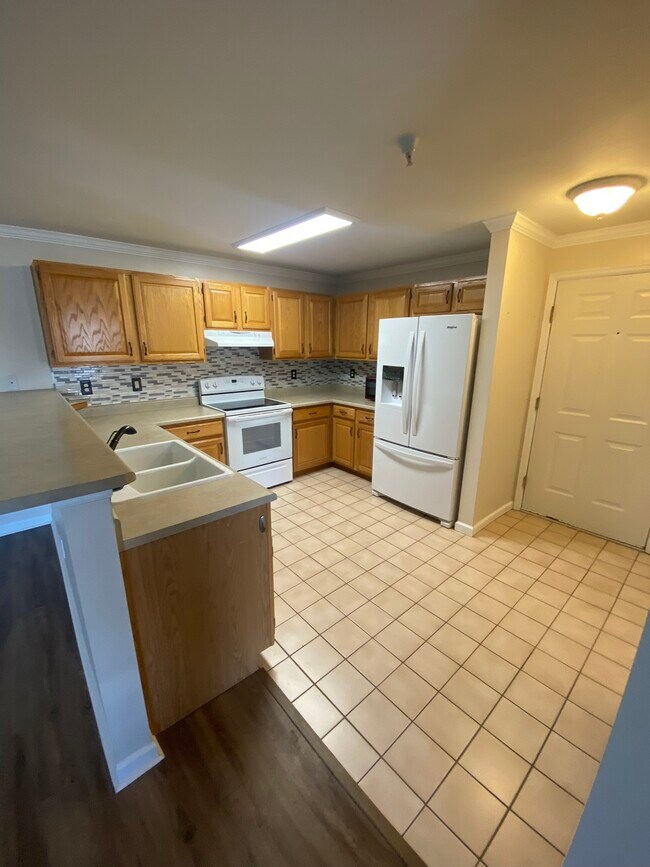 Building Photo - 12388 W Dorado Pl
