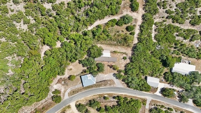 Building Photo - 21522 Long Hill Dr