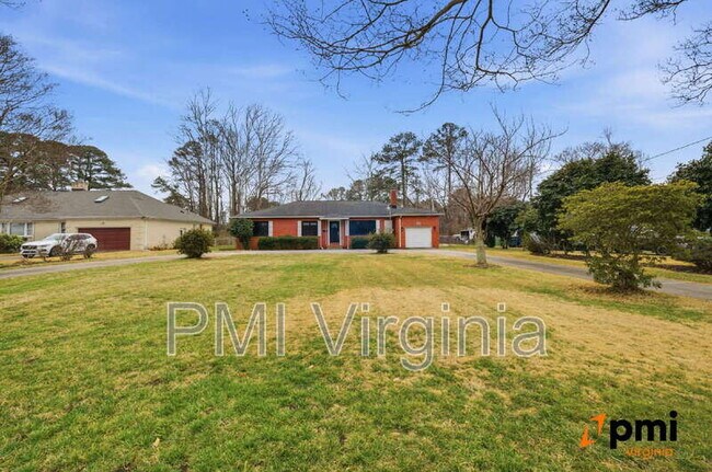 Building Photo - 2707 Martone Rd