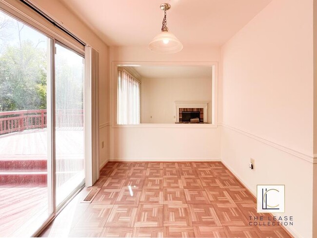 Building Photo - 15412 Overlea Ct