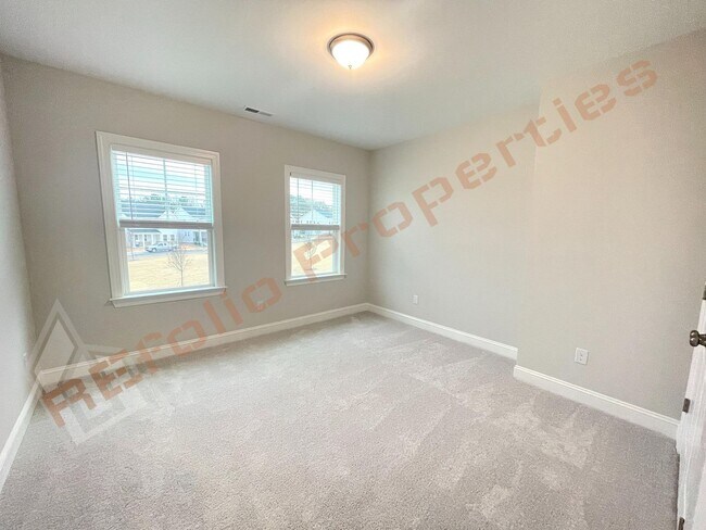 Building Photo - Beautiful 4 Bedroom 3 Bath with 1st FL Guest Suite and High-Speed Internet Home in Edge of Auburn...