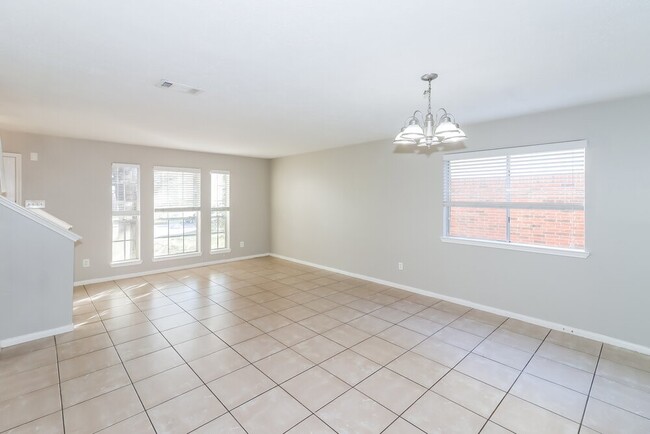 Building Photo - 5618 Imperial Grove Dr