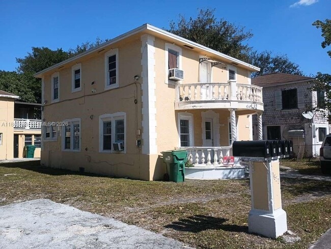 Building Photo - 1925 NW 56th St