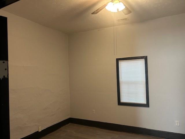 Building Photo - 67 Daniel St SE