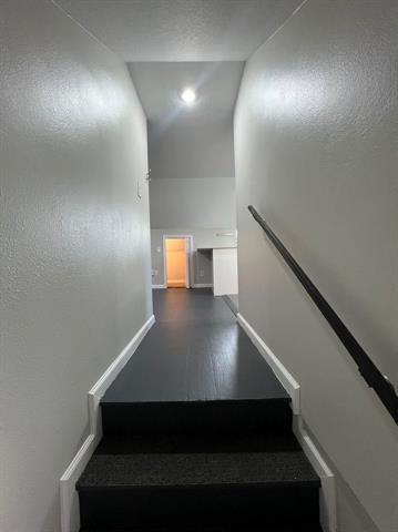 Building Photo - 6200 Victor St