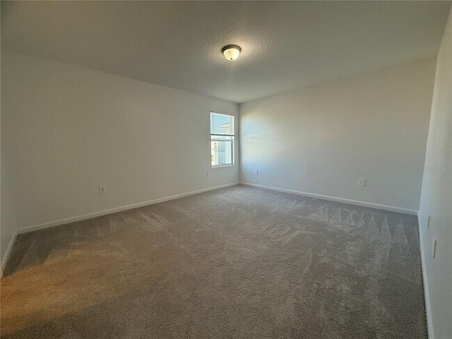 Building Photo - 3467 Howell Dr