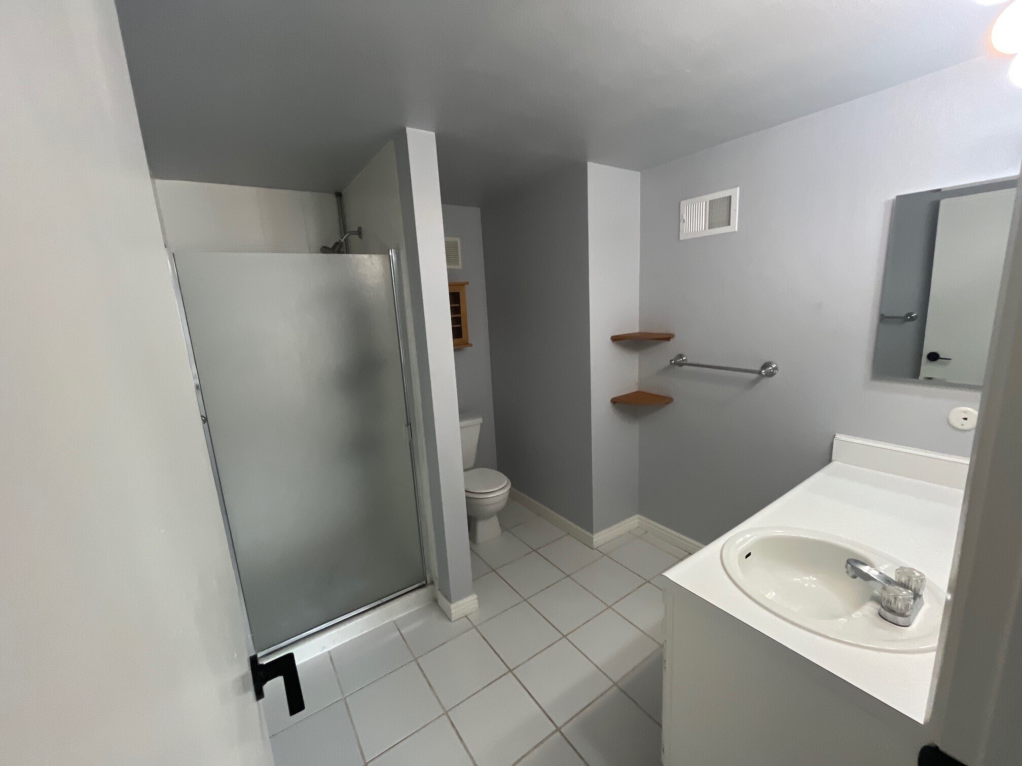 Building Photo - 6495 E Happy Canyon Rd