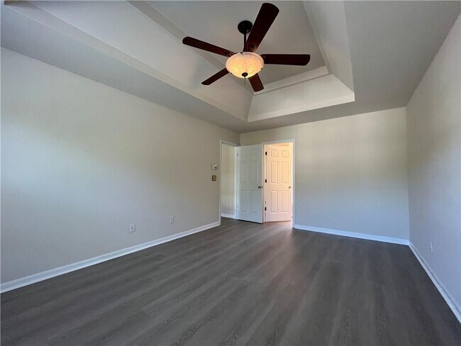 Building Photo - 420 Rockbass Rd