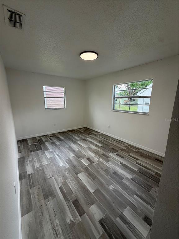 Building Photo - 109 Dakota Ave