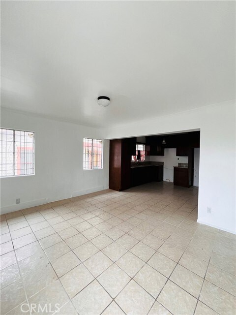 Building Photo - 1738 W 38th St