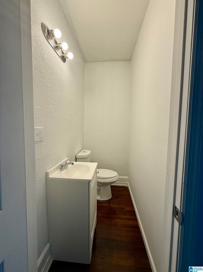 Building Photo - 2335 20th Alley N