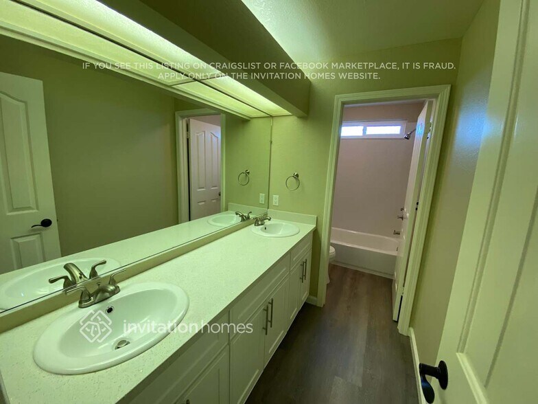 Building Photo - 1287 Mayfield Cir