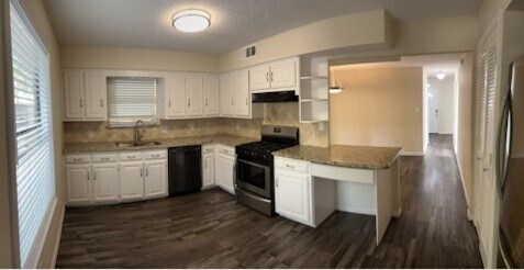 Building Photo - 5040 Thunder Rd