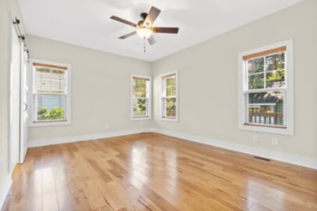 Building Photo - 155 Piney Ln