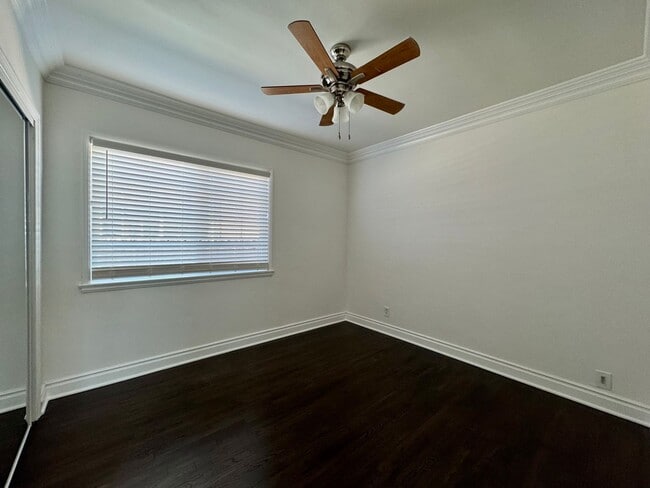 Building Photo - Highly sought-after Del Aire neighborhood!