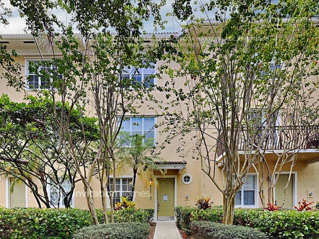 Building Photo - 806 University Blvd