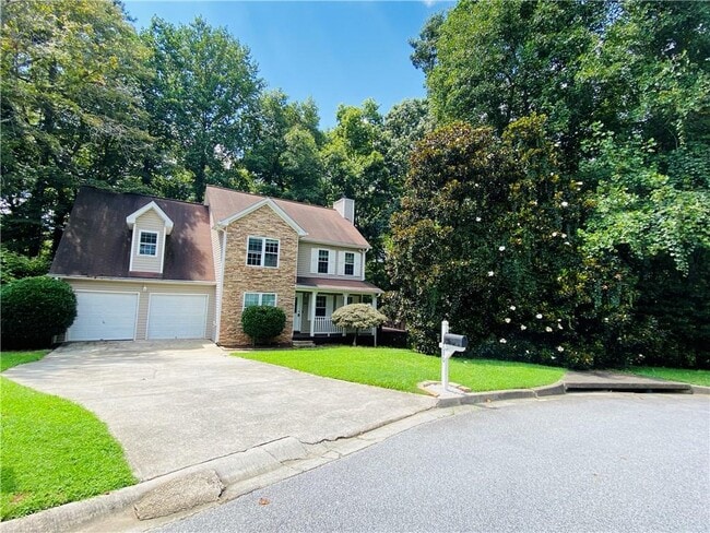 Building Photo - 4090 Riversong Dr NW