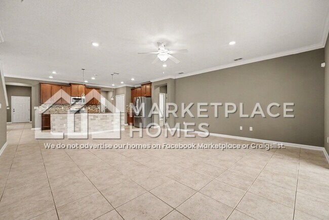 Building Photo - 10013 Logan Falls Ct