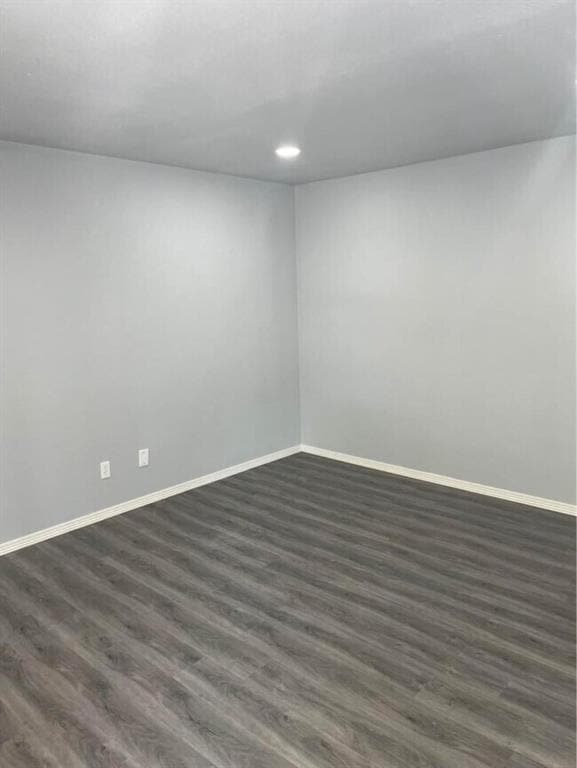 Building Photo - 1701 N Lewis Ave