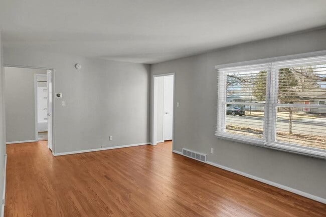 Building Photo - 2467 Lafayette Rd