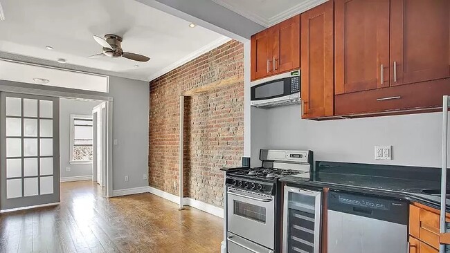 Primary Photo - 147 Avenue A