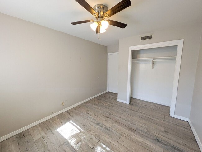 Building Photo - 2109 Coronado Pl