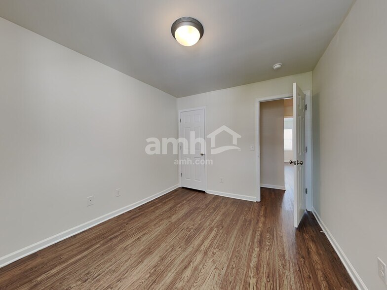 Building Photo - 4019 Tarrant Trace Cir
