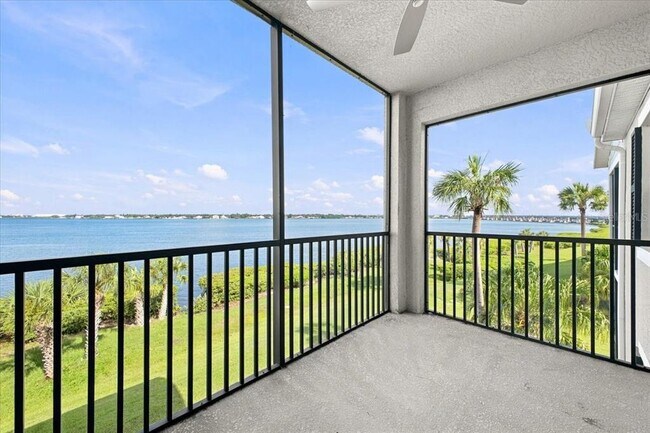 Building Photo - 920 Tidewater Shores Loop