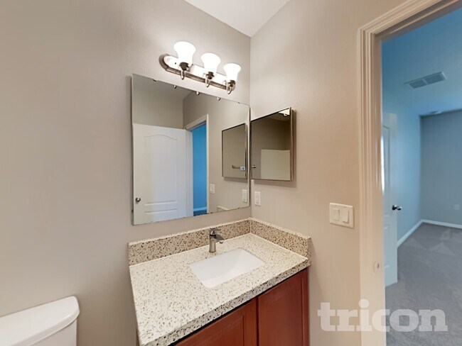 Building Photo - 2310 10th Ave E