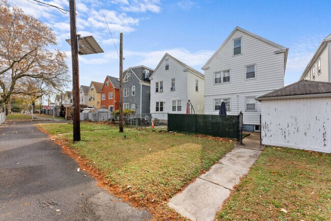 Building Photo - 23 Obrien Ct