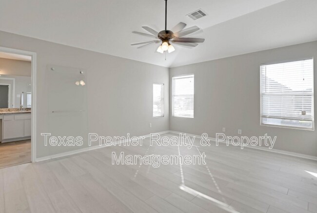Building Photo - 5011 Redwing Brook Trail