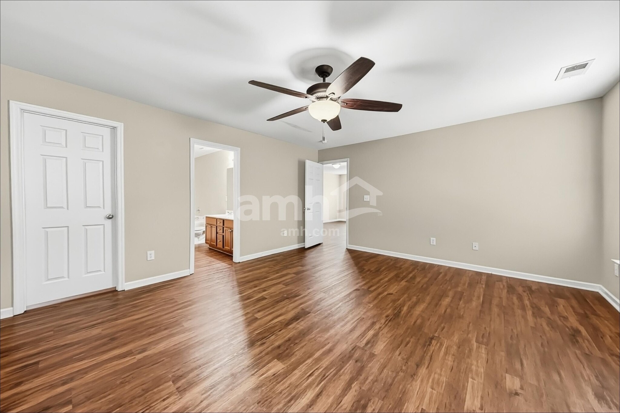 Building Photo - 314 Southwilde Way