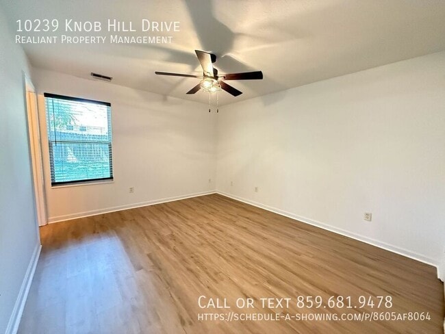 Building Photo - 10239 Knob Hill Dr