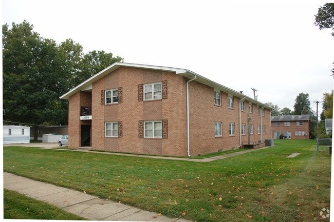 Building Photo - 3008 Washington Street