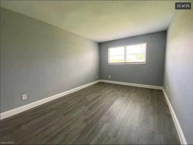 Building Photo - 2203 Gladiola Dr