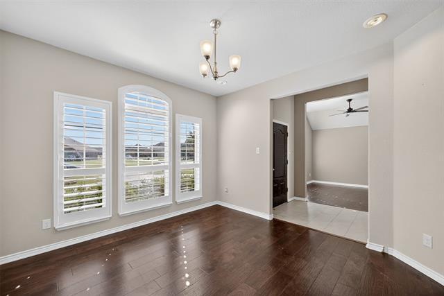 Building Photo - 4701 Bungalow Dr