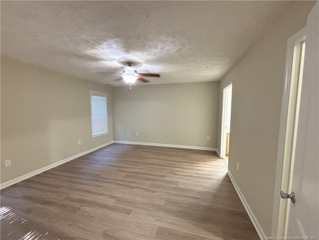 Building Photo - 5334 Holland Park Ave