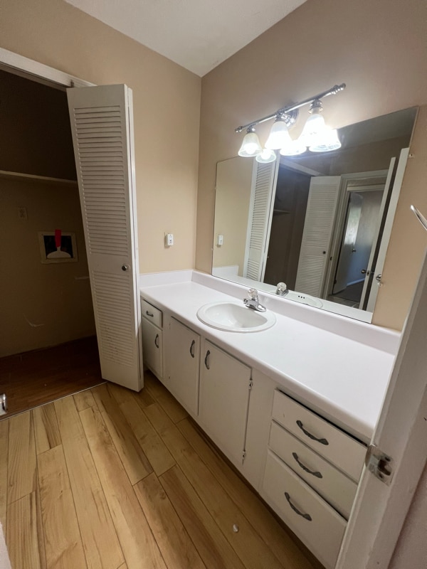 Building Photo - 416 Skyview Dr