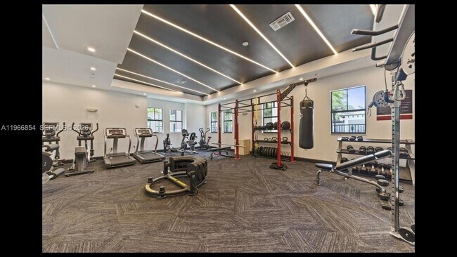 Building Photo - 7850 Pasadena Blvd