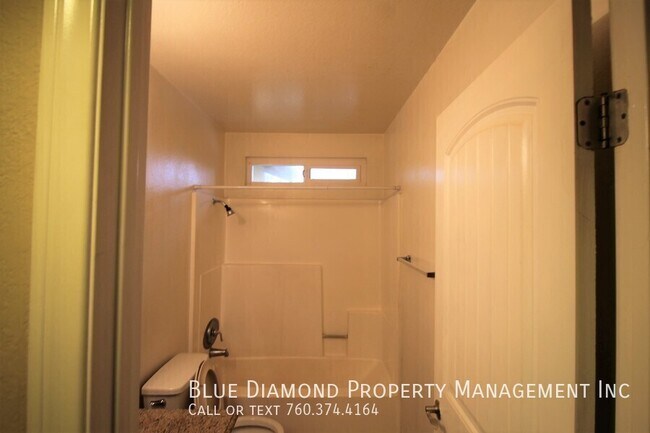 Building Photo - 506 Calle Montecito