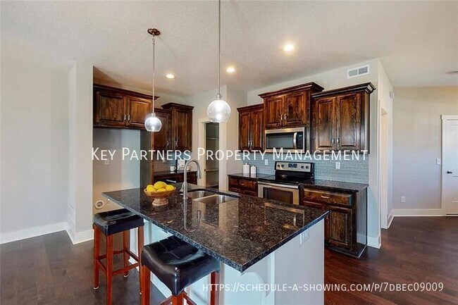 Building Photo - 16439 Blair-