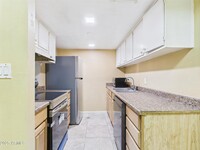 Building Photo - 5224 N 42nd Ln