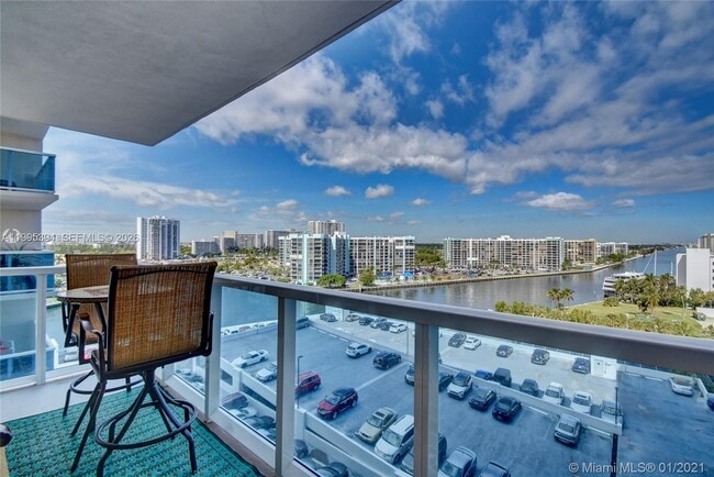 Building Photo - 3800 S Ocean Dr