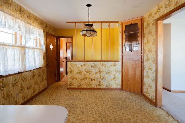 Building Photo - Charming 3 bedroom 1.5 bathroom house in SE Wichita!