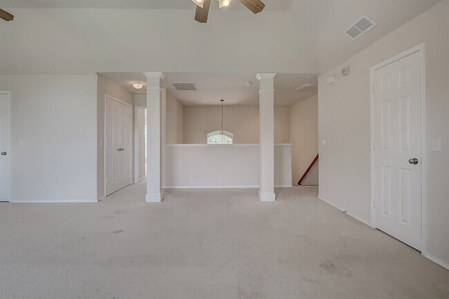 Building Photo - 2609 Monroe Dr